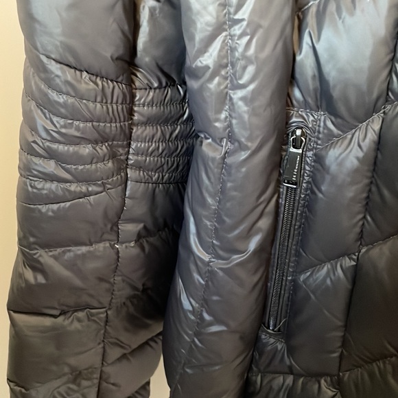BCBG puffer jacket - Picture 3 of 5